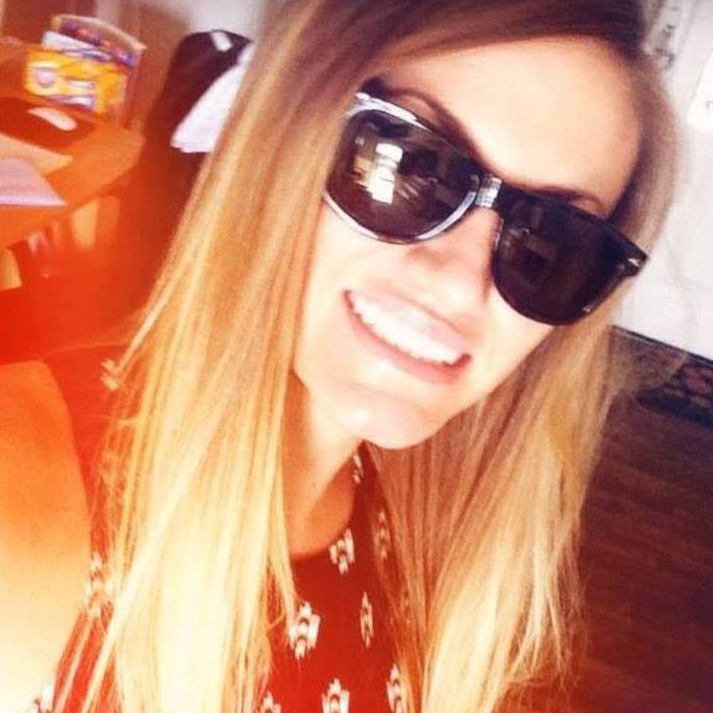 Meet your Posher, Laura